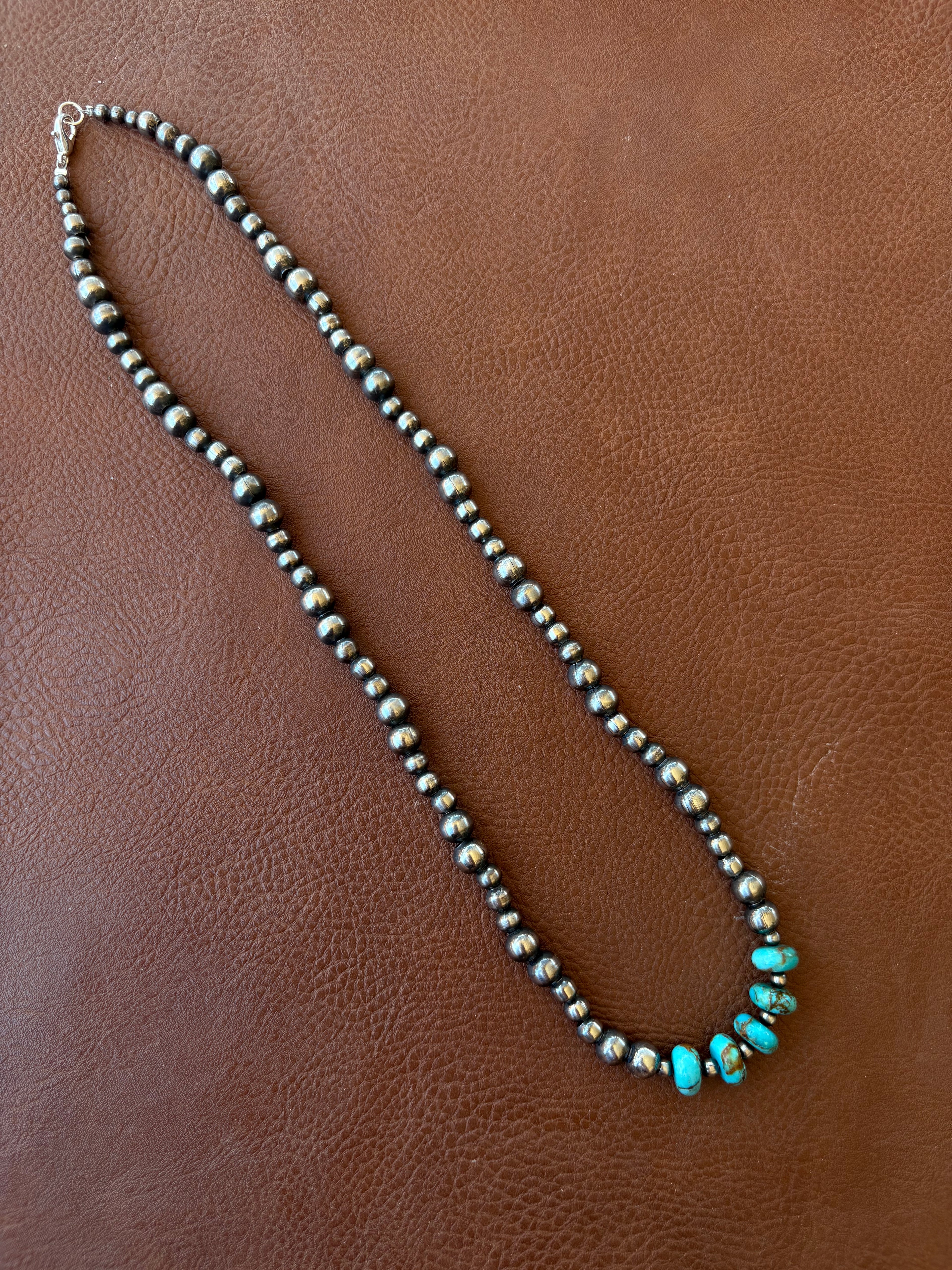 Kingman Turquoise 22”