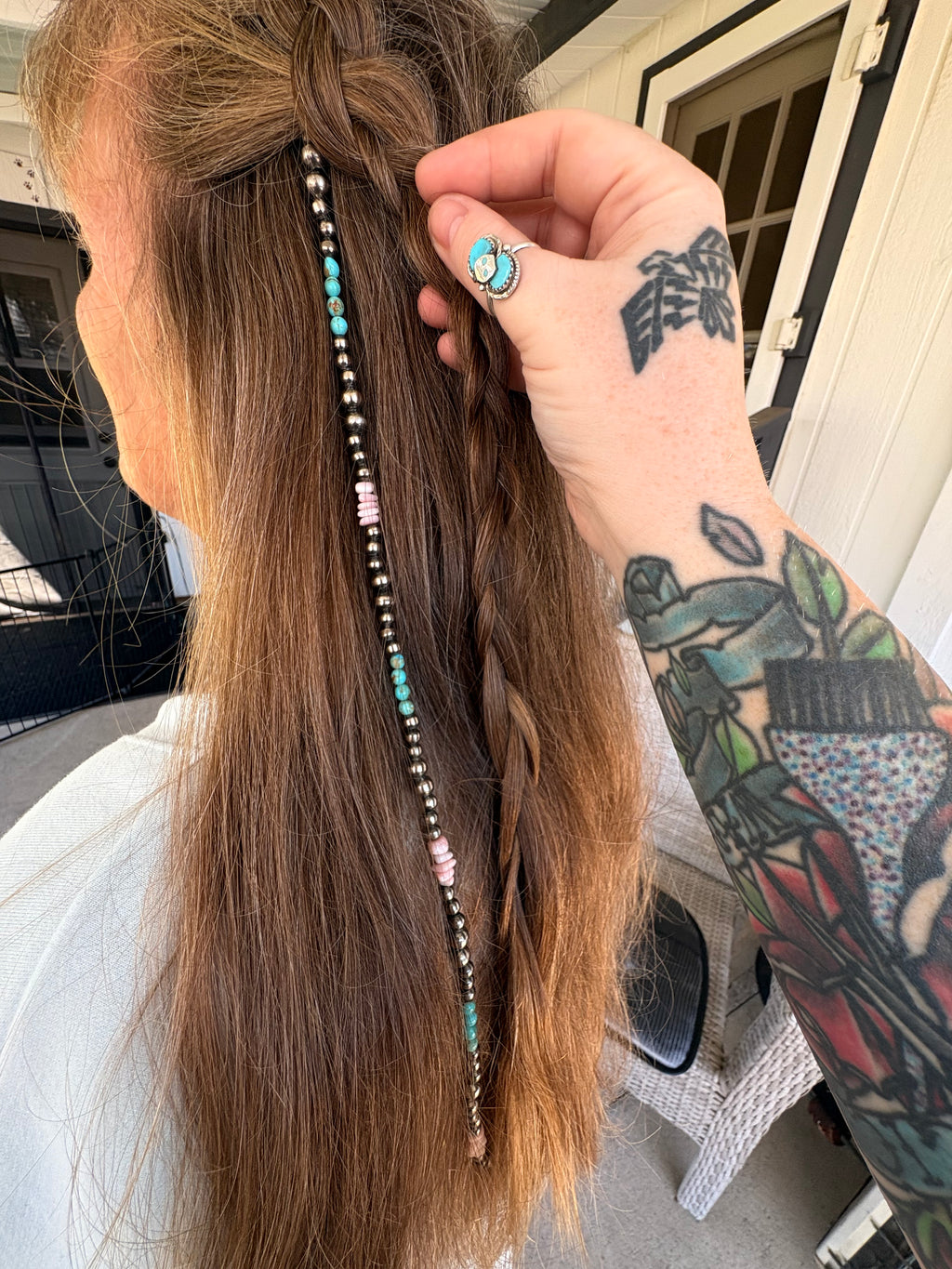 Kingman & Pink Conch Hair Clip