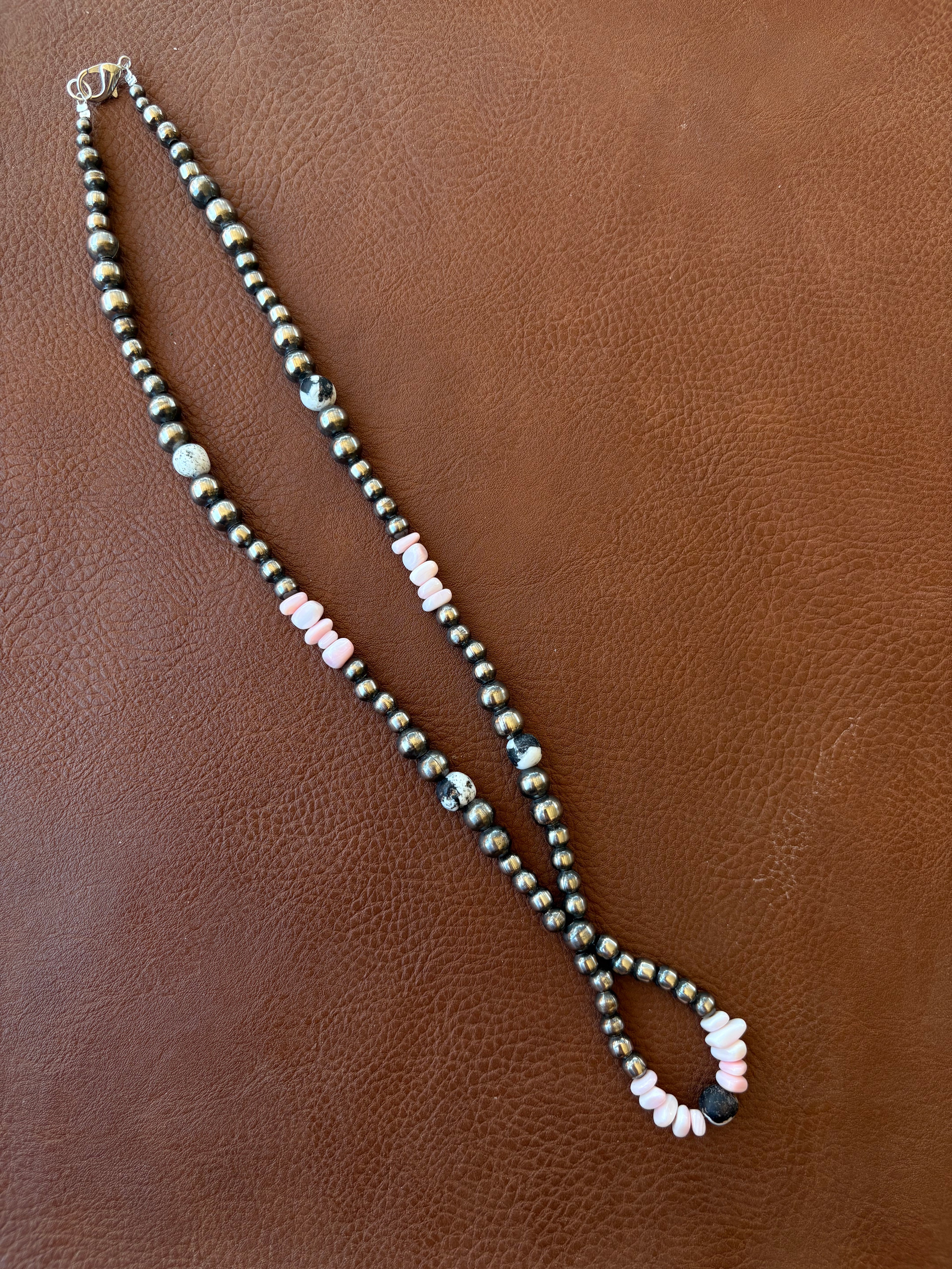 Pink Conch & White Buffalo 18”